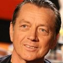 Bernard Giraudeau als Narrator (voice)