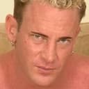 Adam Wilde als Steven