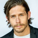 Aaron Jaeger  als Riley