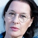 Katrin Reisinger als Regina Hackenberger