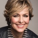 Melora Hardin als Interviewer