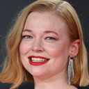 Sarah Snook als Sheila