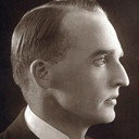 Halvard Hoff als Karl Victor von Sendlingen, court president