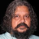 Amole Gupte als Sunil Shekhar Bhope (Bhope Bhau)