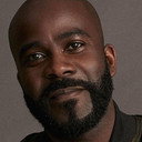 Melvin Odoom als KISS UK Host