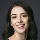Özge Gürel als Kardelen