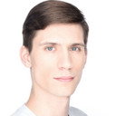 Anton Savichev als Couple in Green