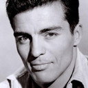Arthur Jurado als Angel