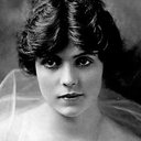 Marie Mosquini als Self (archive footage) (uncredited)
