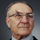 Kasım Gülek als Self
