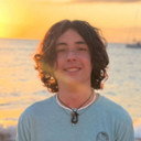 Marco Fajardo als Chris Easteryear