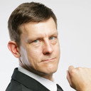 Jan Uuspõld als Blue Co-Pilot