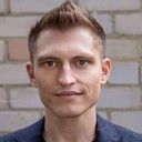 Darcy Brown als Bennie