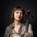 Neyla Pekarek als Self
