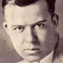 Jack Donovan als Arney Vance