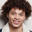 Elijah Jacob als TJ Moran
