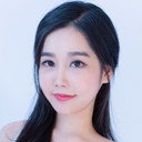Lee Song-yi als Small Teacher