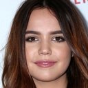 Bailee Madison als Finley Tremaine