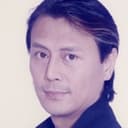 Alan Lau als 