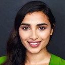 Anya Banerjee als Siya Malik