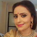 Vaishnavi Macdonald als Shail Garg
