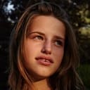 Salomé van Grunsven als Femke