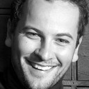 Tim Matthews als Dean West