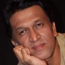 Gazi Rakayet als Fayez Karim