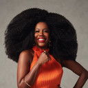 Maria Gal als Neiva Batista