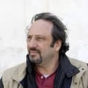 Lello Serao als Graveyard Director