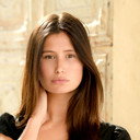 Delaney Rowe als Leyna Stone