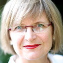Jancis Robinson als Self - Master of Wine