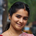 Haripriya Isai als Village girl