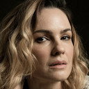 Carolina Kasting als Regina Maria dos Santos Batista (Gina)