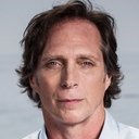 William Fichtner als Tommy Dundee