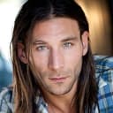 Zach McGowan als Spec. Hank Jackson