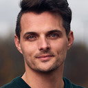 Maxime Sheehy als Himself - Host