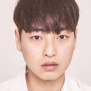 Kim Young-shik als Ddong