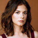 Ashley Lang als Alice