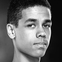 Joseph Sissens als Her Musical Friend