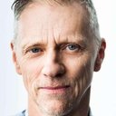 Mark Hennessy als Alan