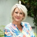 Daisy Thys als Kelly van de Panhuyzen