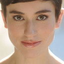 Rebecca Robles als Blake