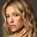Juliana Didone als Patricia