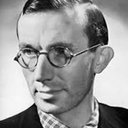 Bernard Miles als Cousin Alfred