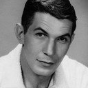 Leonard Nimoy als Army Sergeant