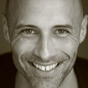 Etienne Huon als The Neighbor