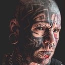 Karl Roy als Man with Face Tattoos