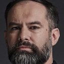 José Domingos als Mr. Raul Delgado