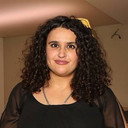 Rania Gaaloul als Lerares